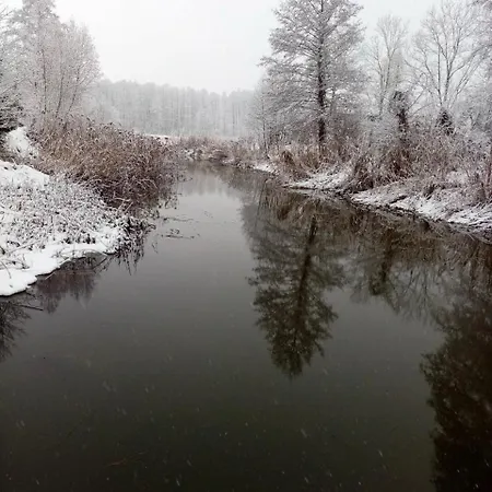 Beautiful In Masuria On River And 度假居 *